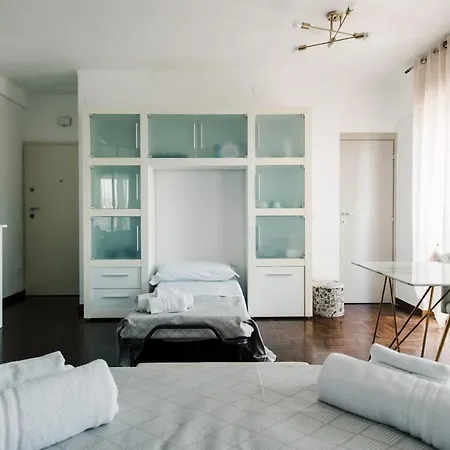 90 Upmurat Top Floor - City Center & Seaview Apartment